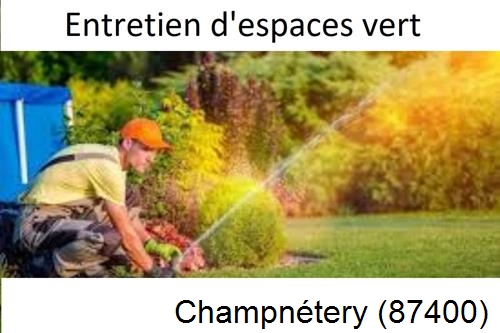 Aménagement extérieur à Champnétery-87400