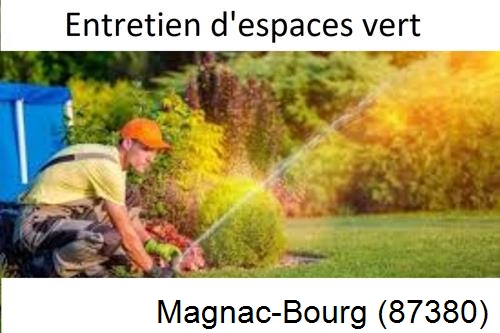 Aménagement extérieur à Magnac-Laval-87190